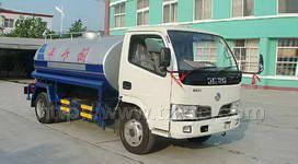 東風小金霸灑水車圖片